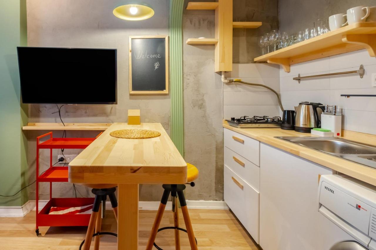Pleasant Flat Near Taksim Square In Beyoglu Apartament